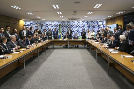 Reforma da Previdência chega à CCJ na Câmara