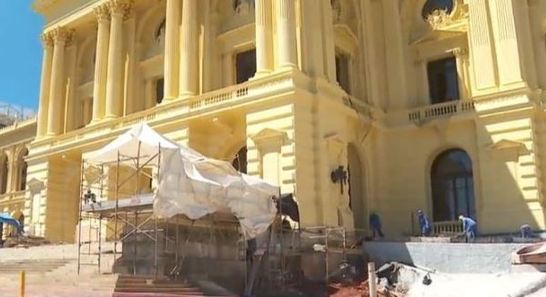 Obras restauradas começam a voltar ao Museu do Ipiranga em São Paulo
