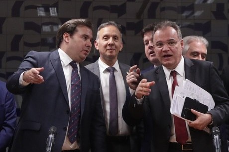 Rodrigo Maia,  Aguinaldo Ribeiro  e Samuel Moreira 