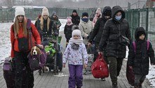 Ucrânia acusa Rússia de matar sete civis, inclusive uma criança, durante retirada 