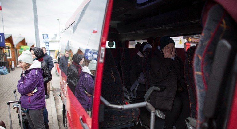Refugiados ucranianos chegam à Polônia