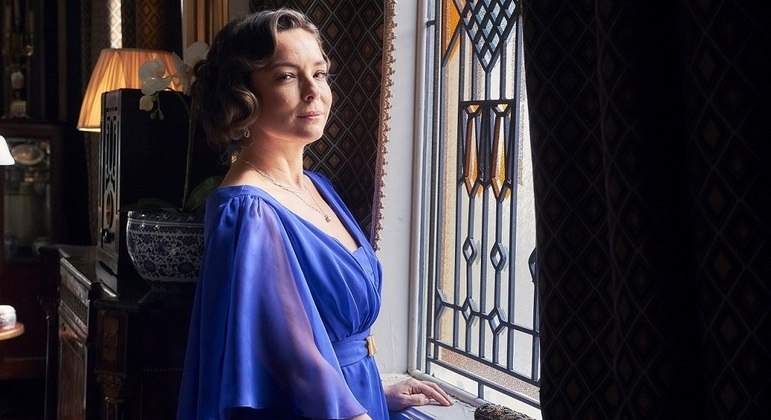 Regiane Alves, Dirce em "Além da Ilusão’, já no final de exibições