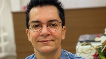 Regis Danese recebe alta médica após se recuperar de grave acidente