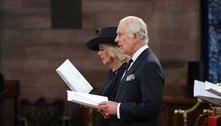 Rei Charles 3º chega à Catedral de St. Anne para serviço religioso em memória à Elizabeth 2ª