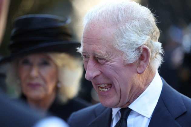 21 de abril de 2016: Elizabeth 2ª completa 90 anos. Seu filho Charles se torna, aos 67 anos, o herdeiro de mais idade da coroa britânica.