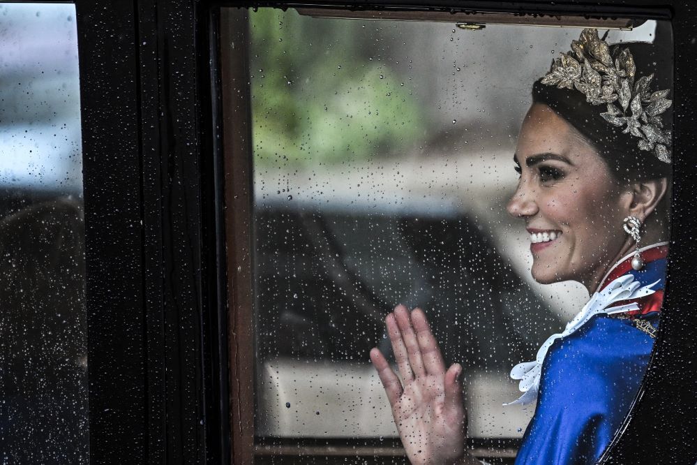 Princesa Diana é aclamada nas redes durante coroação de rei Charles 3º