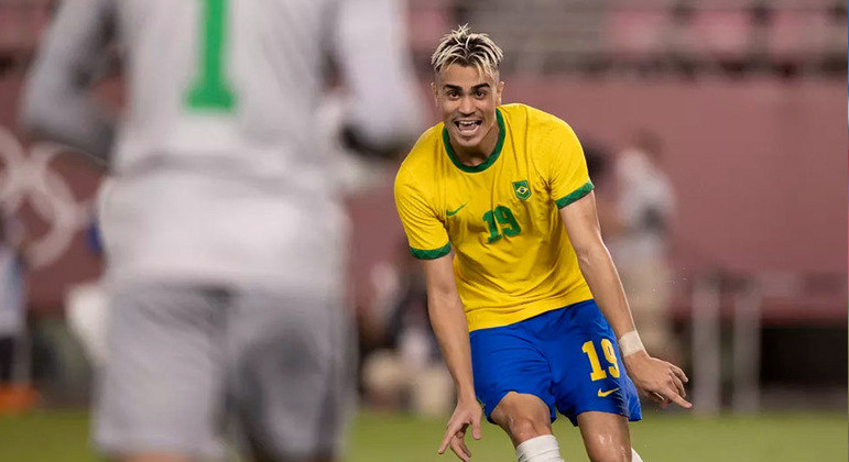 REINIER - Teve um desempenho satisfatório nas partidas que jogou. Corre por fora.