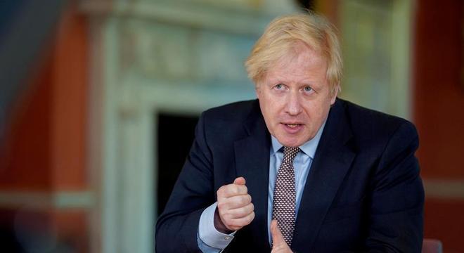 Primeiro-ministro britânico disse que lições são aprendidas o tempo todo