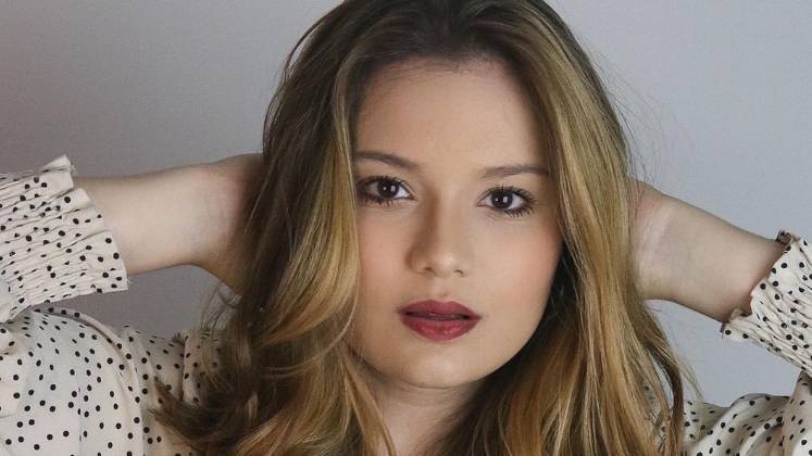 Com uma história de sucesso na Record TV e até uma indicação a um prêmio de melhor atriz infantil com a personagem Alice, da novela Luz do Sol, Karize Brum está de volta à emissora para um novo desafio, desta vez em Reis