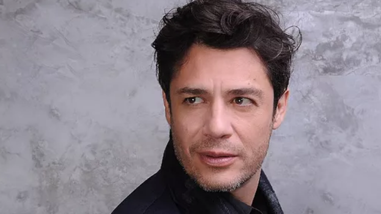 Considerado um artista completo e versátil, Igor Cotrim, que é formado pela Escola de Arte Dramática da USP e, recentemente, deu vida ao violento Simeão em Gênesis, está confirmado na trama Reis