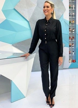 Renata Fan está há 15 anos no ar com o "Jogo Aberto"