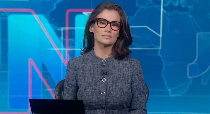Renata Vasconcelos se corrigiu rapidamente, mas já era tarde