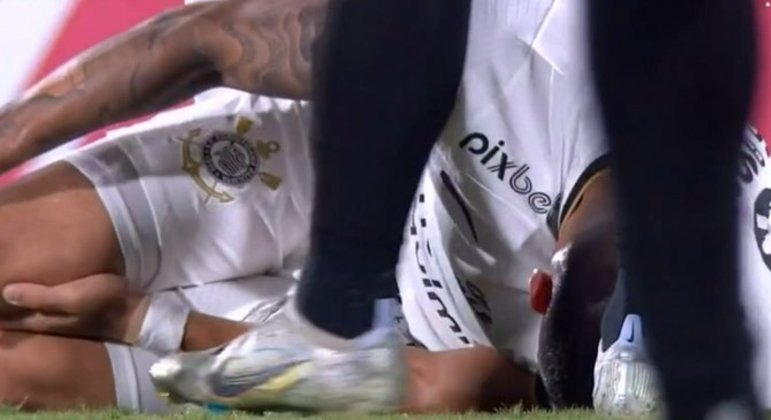 Renato Augusto deve desfalcar o Corinthians por até dois meses