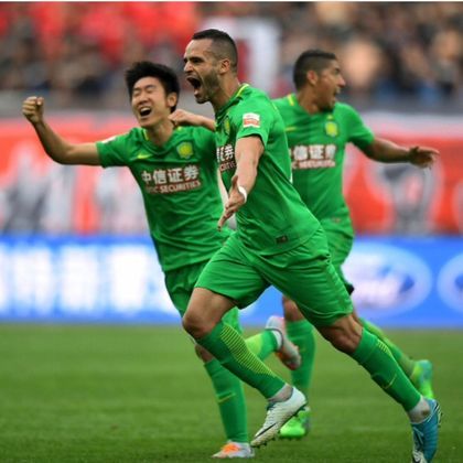 O jogador assinou com o Beijing Guoan e, para a grande maioria, era o fim de Renato Augusto. A China era vista como um destino de fim de carreira, mas não foi o que aconteceu