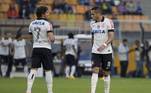 Em 2013, em busca de um espaço na seleção brasileira e uma vaga na Copa do Mundo do Brasil de 2014, o meia acertou com o Corinthians