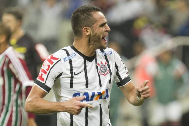 Depois, em 2014, o jogador manteve o bom nível, mas foi em 2015 que Renato Augusto atingiu a melhor versão com a camisa do Corinthians