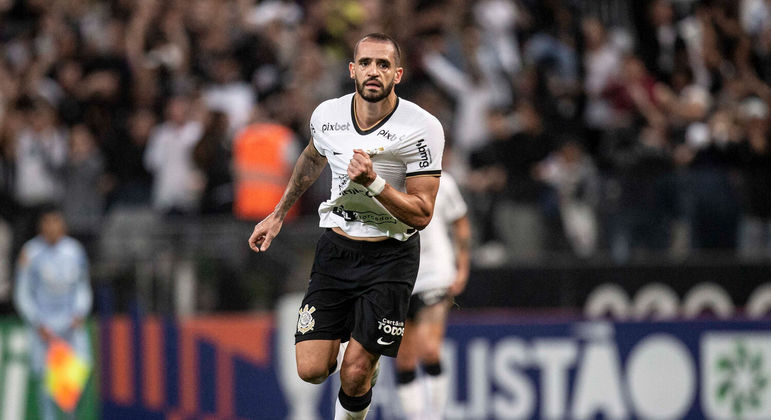Corinthians ainda não venceu nos jogos que fez sem Renato Augusto