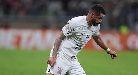 Renato Augusto retornou contra o Atlético-MG