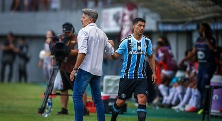 Renato confirma saída de Suárez e pede apoio da torcida