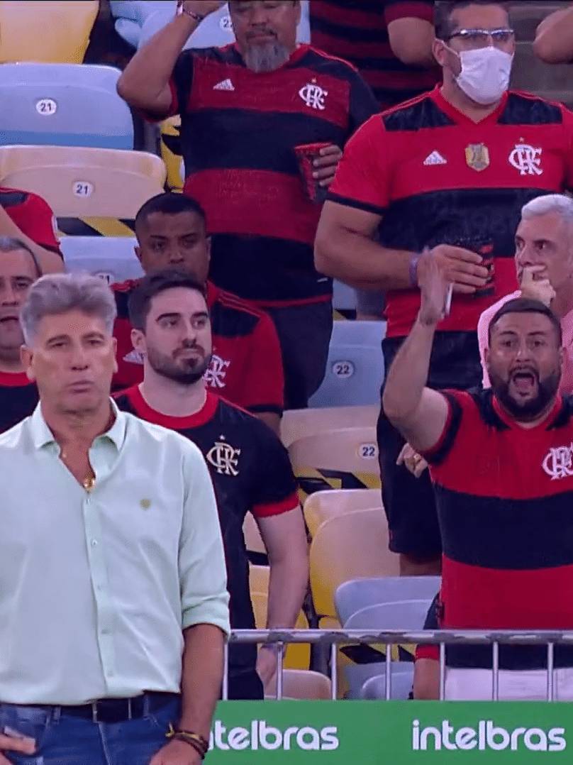 Renato Gaúcho xingado, humilhado pela própria torcida do Flamengo