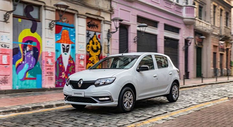 Modelo ganhou novo para-choque e luzes diurnas em LED