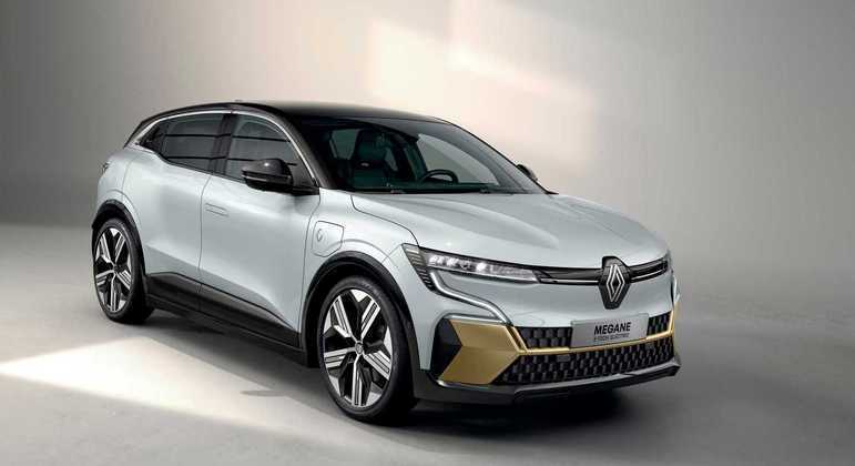 Modelo pode ter propulsor de 218 cv com 470 km de autonomia