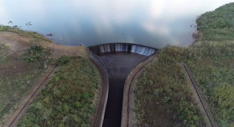 Reservatório de água de Santa Maria, que alcançou a capacidade máxima nesta segunda (14)
