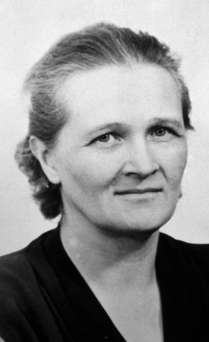 Cecilia Payne-Gaposchkin foi a primeira astrônoma a determinar a composição das estrelas