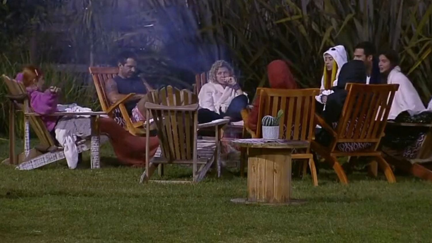 Babi fazia parte grupo B em A Fazenda, ao lado de Deborah, Alex, Kerline, Tati, Ruivinha, Shayan e Iran. Semanas depois, o grupo ganhou o apoio de Thomaz, que até então era um dos fundadores da Deolândia. Os amigos formaram uma aliança forte e prometeram se defender até o final do jogo. Suas reuniões, na maioria das vezes, aconteciam na Casa da Árvore ou em volta da fogueira. O grupo rival, chamado de Grupo A, era formado por Deolane e seus aliados