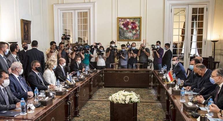 Reunião em Cairo para consolidar o cessar-fogo entre Israel e Hamas