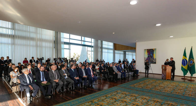 Reunião do presidente Bolsonaro com embaixadores