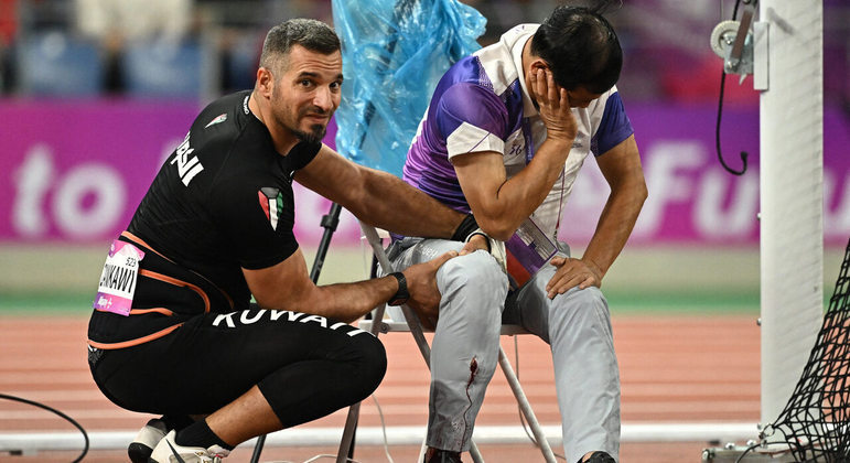 Nas redes sociais, internautas questionaram a falta de segurança de funcionários nas provas de atletismo. Os oficiais costumam ficar posicionados a poucos metros da gaiola das provas de arremesso e levantamento. No entanto, a rede protetora serve apenas para amortecer o voo do martelo, e não para pará-lo