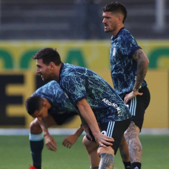 Argentinos são liberados para jogar após acordo entre CBF, Conmebol e governo brasileiro
