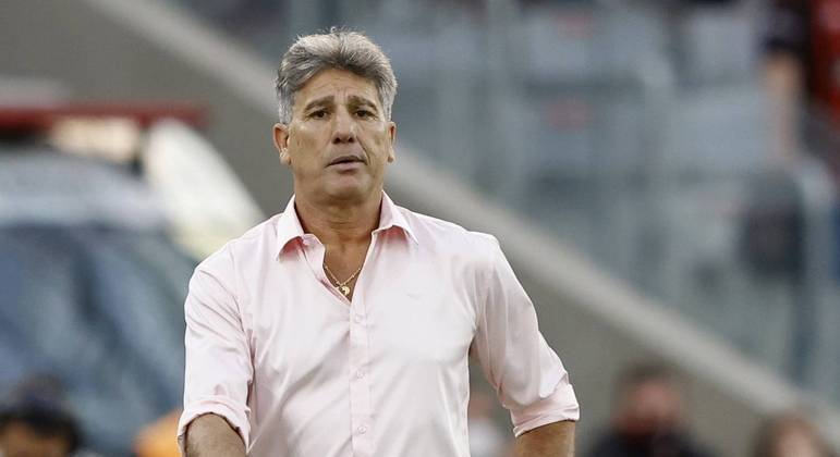Com Renato Gaúcho balançando no cargo, Flamengo tenta afastar instabilidade contra a Chape
