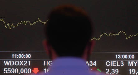 Bolsa dos campeões sobe no mês após a conquista