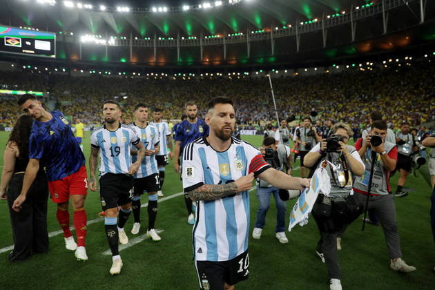Messi e os demais jogadores da Argentina chegaram a voltar para os vestiários do Maracanã