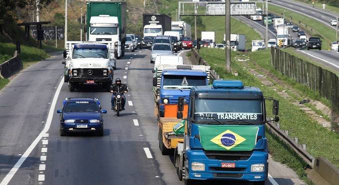 Benefício será disponibilizado aos motoristas até dezembro