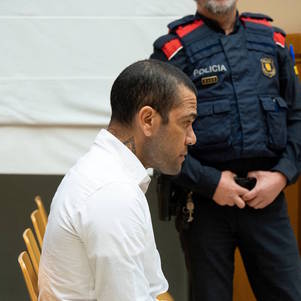 Daniel Alves em julgamento na Espanha