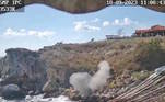 A aeronave não-tripulada, cheia de bombas e alojada nas rochas da costa da Bulgária, foi detonada pelo exército local a fim de evitar possíveis vítimas. Não há registro de pessoas feridas