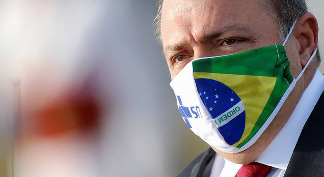 Eduardo Pazuello enviou representantes do Ministério da Saúde para monitoramento