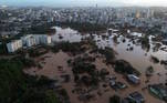 A América Latina sofreu ondas de calor invernal. Na Argentina, os moradores de Buenos Aires viveram em 1º de agosto o dia mais quente para o mês desde o início das estatísticas (30ºC). Na foto, as enchentes que atingem Lajeado, no Rio Grande do Sul