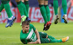  
Soccer Football - Champions League - Group G - Ferencvaros v Juventus - Puskas Arena, Budapest, Hungary - November 4, 2020 Ferencvaros's David Siger lies on the ground to defend a free kick REUTERS/Bernadett Szabo/File Photo TPX IMAGES OF THE DAY SEARCH 'POY SPORTS' FOR THIS STORY. SEARCH 'REUTERS POY' FOR ALL BEST OF 2020 PACKAGES
