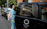 Koiku who is a geisha, gets into a taxi as she makes her way to work at a party being hosted by customers at a restaurant, where she will be entertaining with other geisha, during the coronavirus disease (COVID-19) outbreak, in Tokyo, Japan, June 23, 2020. REUTERS/Kim Kyung-Hoon SEARCH "GEISHA COVID-19" FOR THIS STORY. SEARCH "WIDER IMAGE" FOR ALL STORIES.
