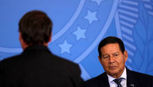 "Tem aglomeração do bem agora?", ironiza Mourão sobre atos no país