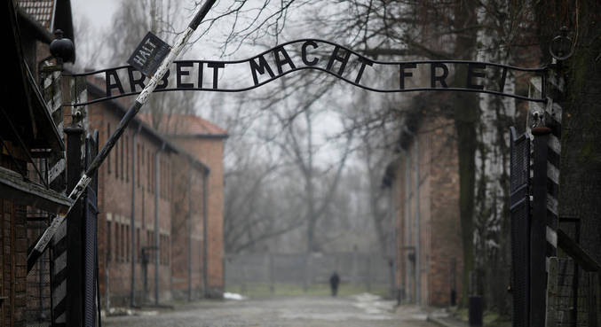 Na Alemanha, lembrar Holocausto é fazer advertência sobre o futuro