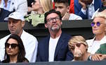 O ator australiano Hugh Jackman, famoso como Wolverine nos cinemas, viu o jogo ao lado da mulher, Deborra-Lee
Furness