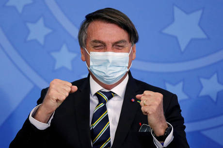 Bolsonaro disse que não vai dar "canetadas"