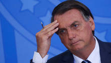 Bolsonaro nega exagero e justifica gastos com cartões corporativos 