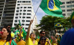 Supporters of President Jair Bolsonaro march in a show of support in Rio de Janeiro, Brazil, September 7, 2021. REUTERS/Pilar Olivares