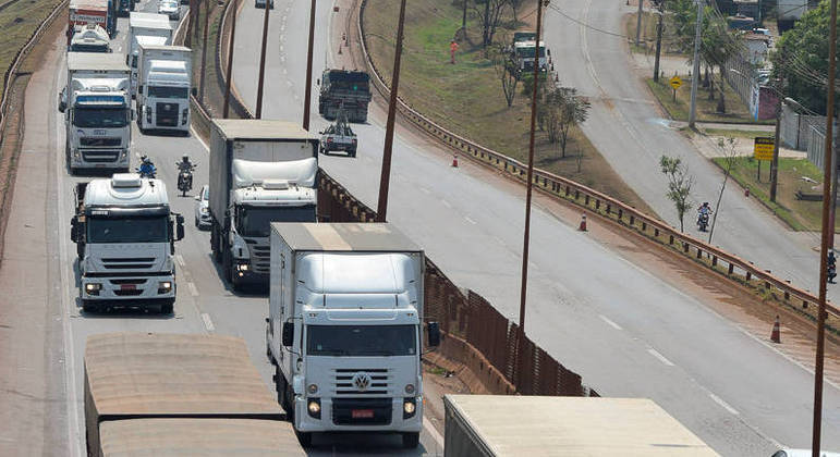 Caminhoneiros bloquearam rodovias em apoio ao presidente Jair Bolsonaro
